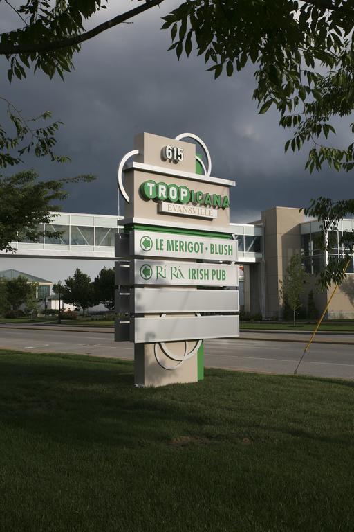 Le Merigot At Tropicana Evansville Bagian luar foto