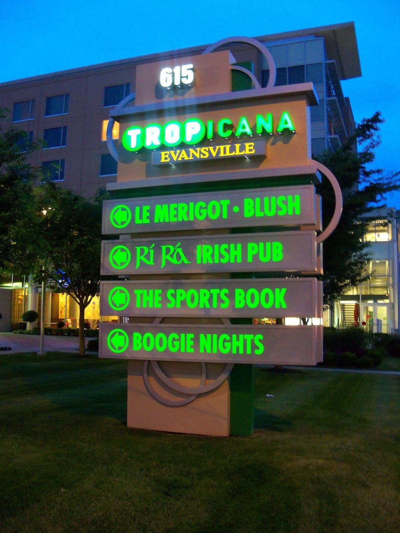 Le Merigot At Tropicana Evansville Bagian luar foto