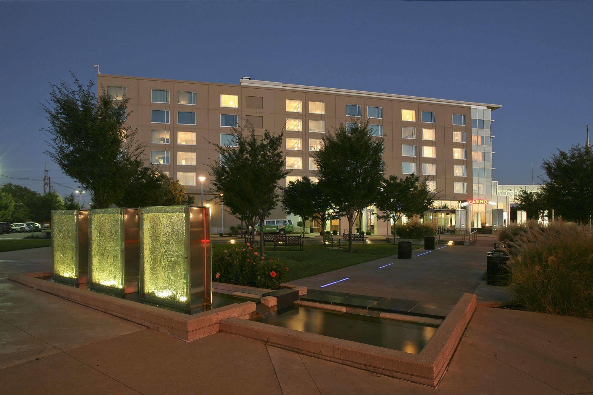 Le Merigot At Tropicana Evansville Bagian luar foto